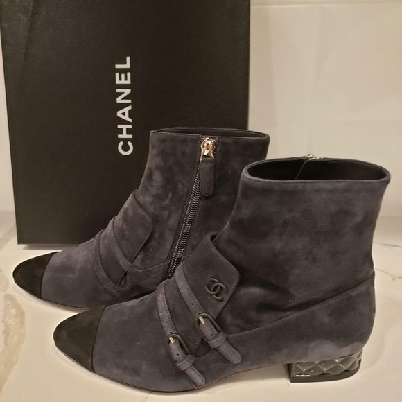 CHANEL 18B Suede Buckled Pointed Toe Short Ankle Booties Boots - Picture 7 of 12
